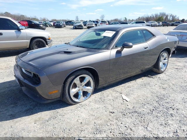 Dodge Challenger Sxt