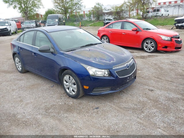 Salvage Chevrolet Cruze Image