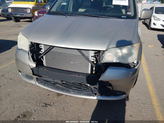 Chrysler Town & Country Touring