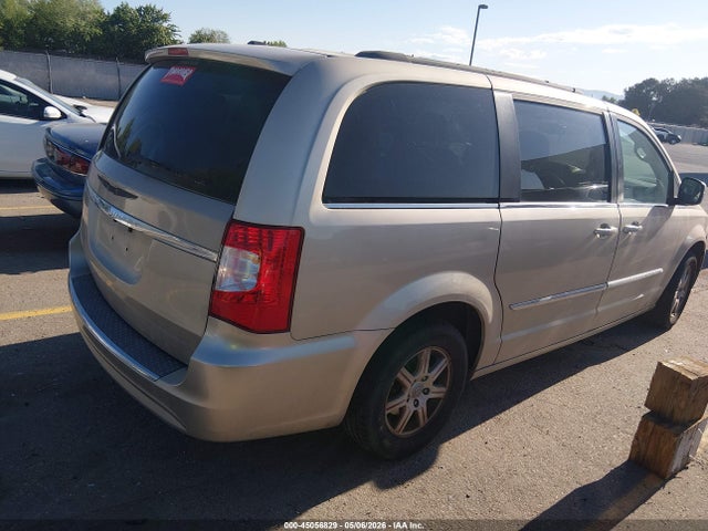 Chrysler Town & Country Touring