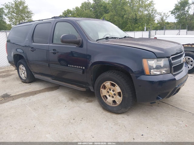 Salvage Chevrolet Suburban 1500 Image