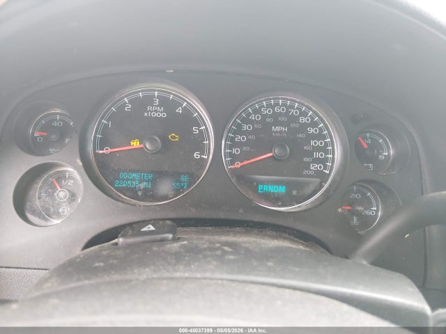 Chevrolet Suburban 1500 Lt2