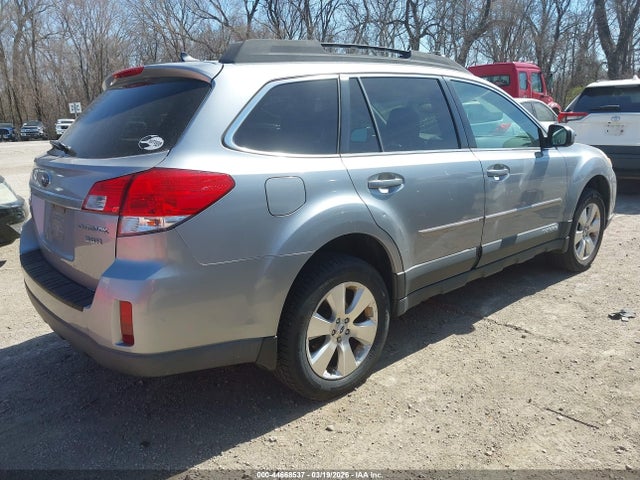 Subaru Outback 3.6r Limited