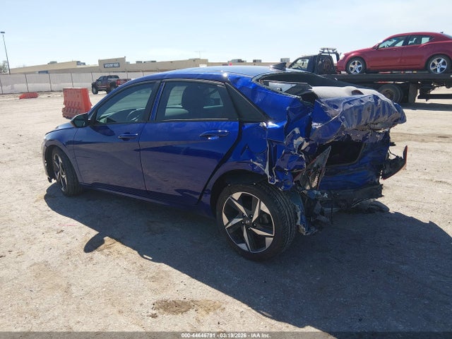 Hyundai ELANTRA Sel