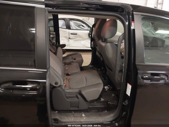 Toyota Sienna Le