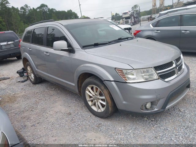 Salvage Dodge Journey Image
