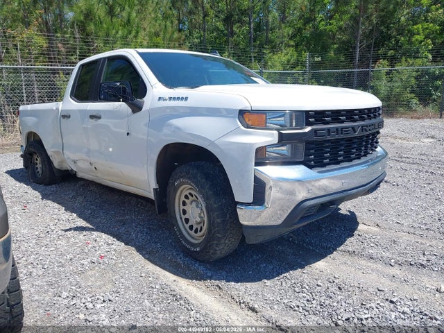 Salvage Chevrolet Silverado 1500 Image