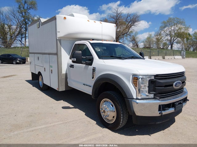 Salvage Ford F-550 Image