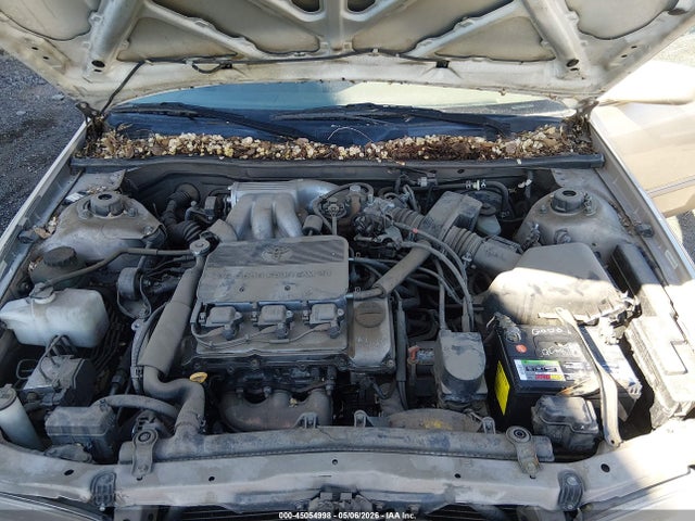 Toyota Camry Le V6