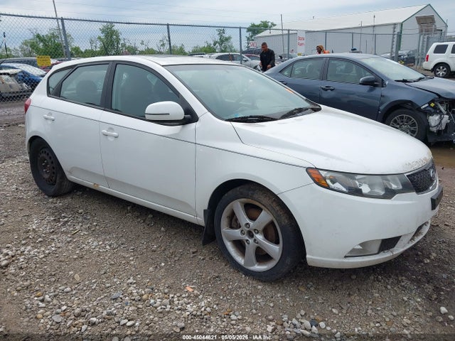 Salvage Kia Forte Image