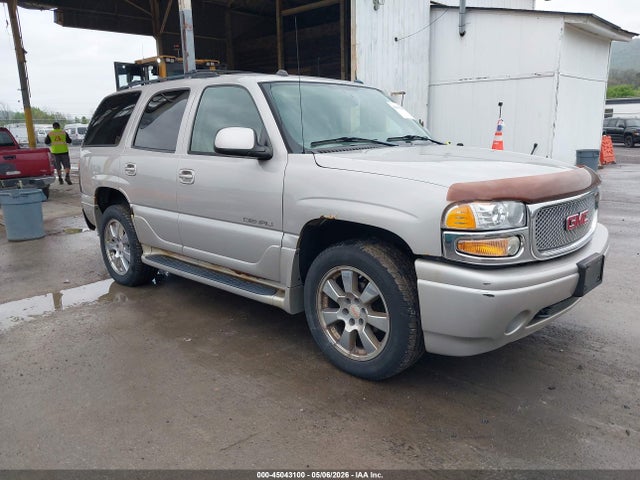 Salvage GMC Yukon Image