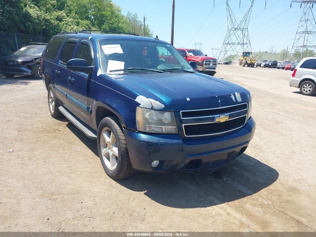 Salvage Chevrolet Suburban 1500 Image