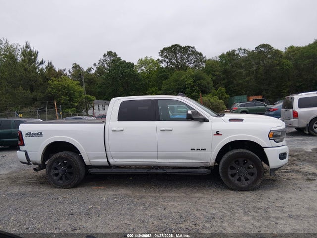 Ram 2500 Laramie  4x4 6'4 Box