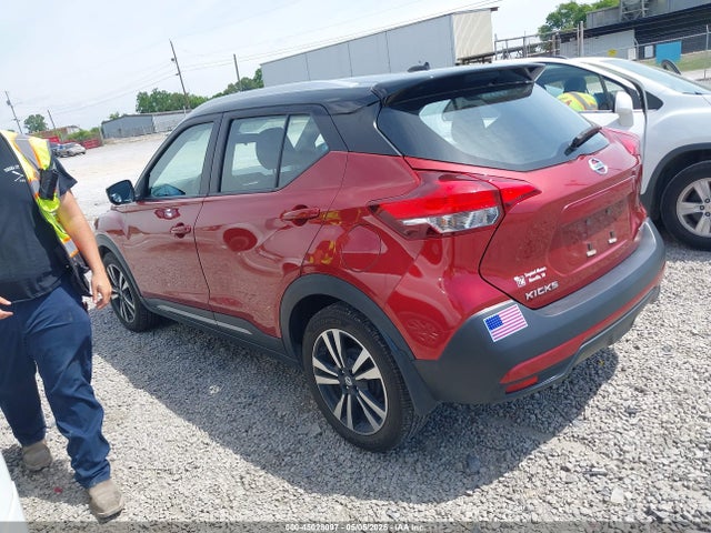 Nissan Kicks Sr
