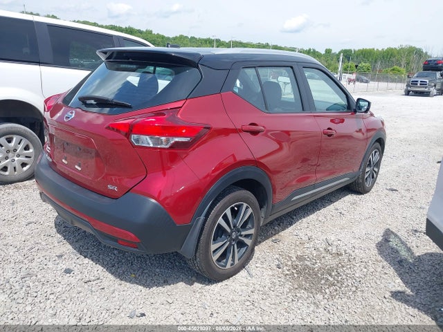 Nissan Kicks Sr