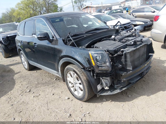 Salvage Kia Telluride Image