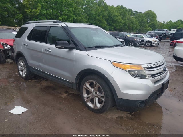 Salvage Ford Explorer Image