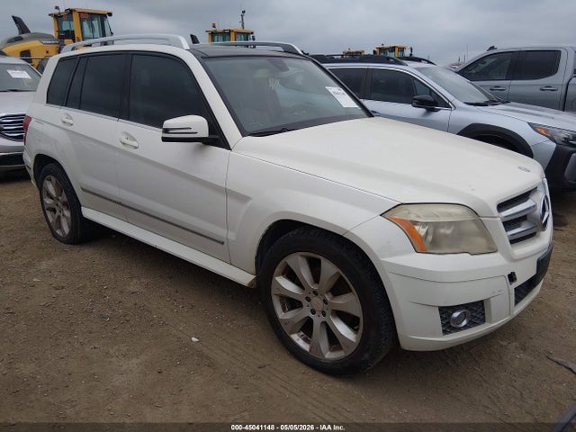 Salvage Mercedes-Benz GLK Image