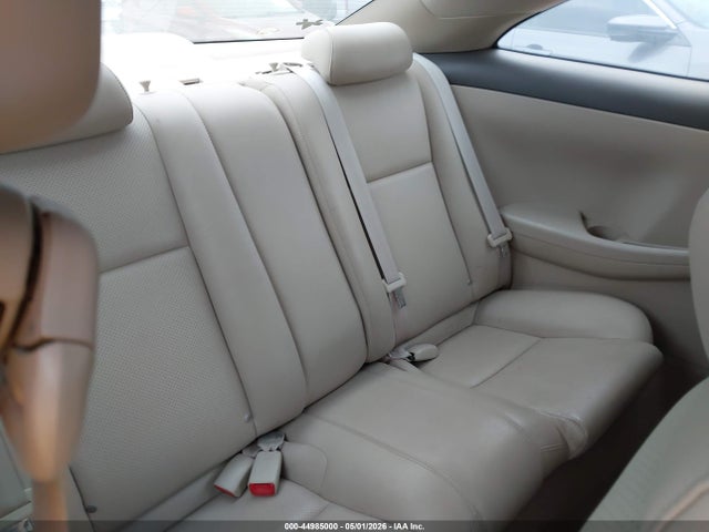 Toyota Camry Sle V6
