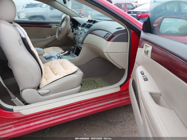 Toyota Camry Sle V6