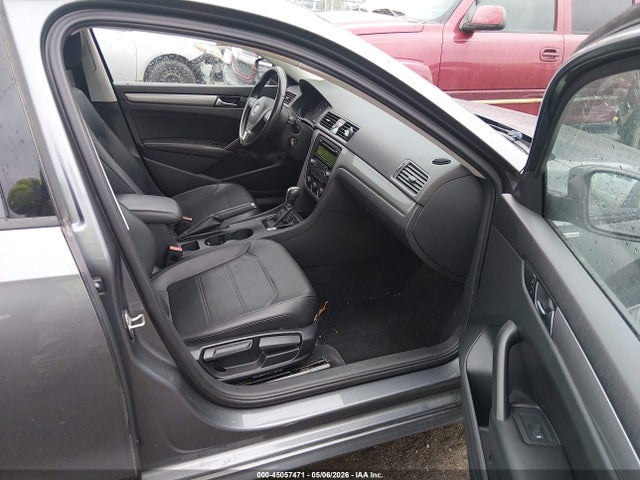 Volkswagen Passat 1.8t Wolfsburg Edition