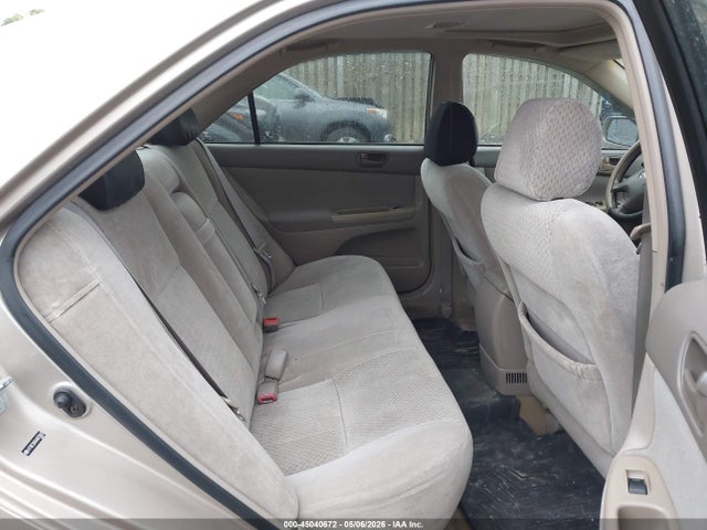 Toyota Camry Le