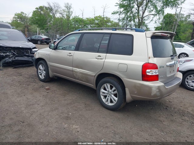 Toyota Highlander V6