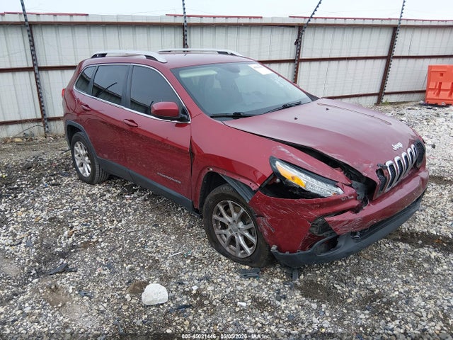 Salvage Jeep Cherokee Image
