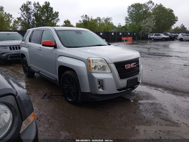 Salvage GMC Terrain Image