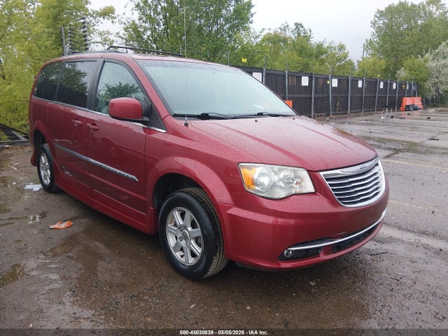 Salvage Chrysler Town & Country Image