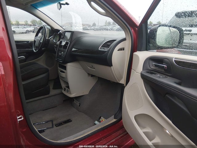 Chrysler Town & Country Touring