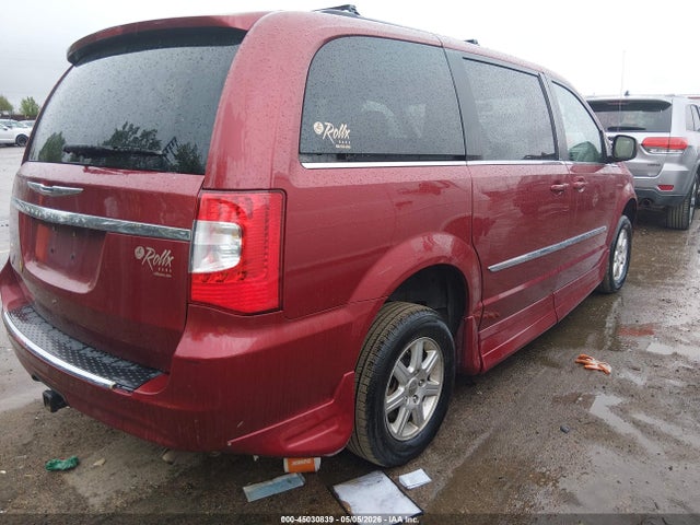 Chrysler Town & Country Touring