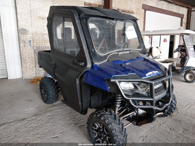 Salvage Honda Sxs700 Image
