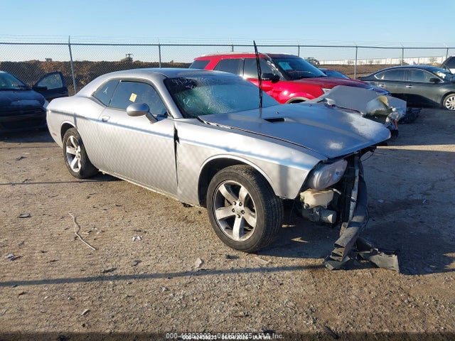 Salvage Dodge Challenger Image