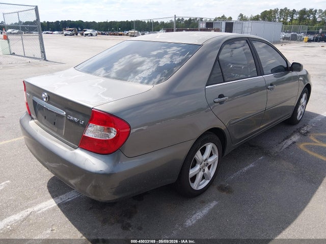 Toyota Camry Le