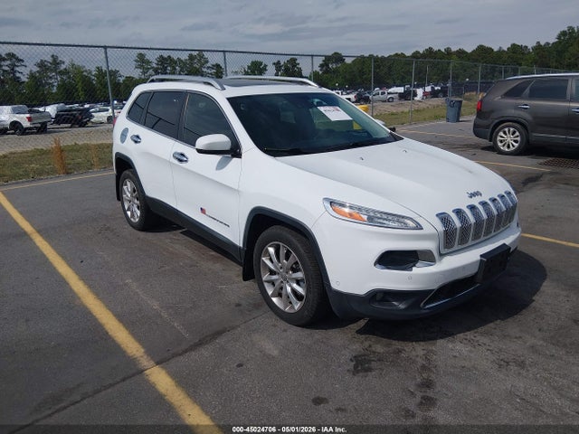 Salvage Jeep Cherokee Image
