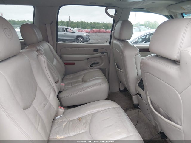 Cadillac Escalade Standard