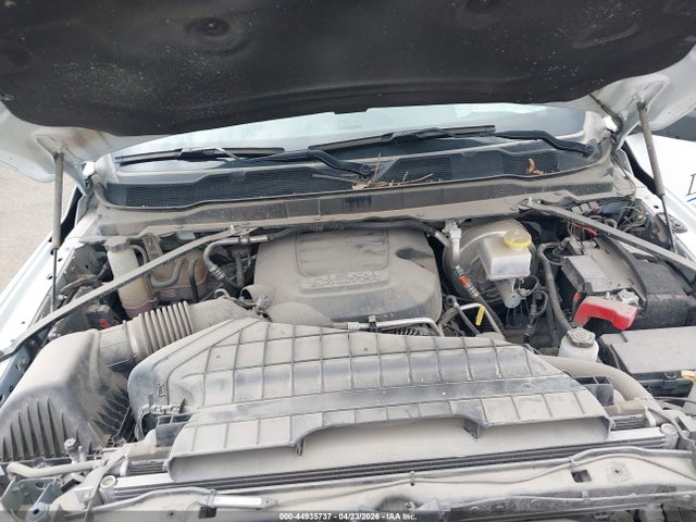 Ram 2500 Tradesman  4x2 8' Box