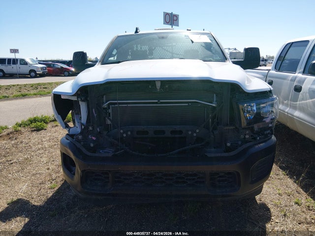 Ram 2500 Tradesman  4x2 8' Box