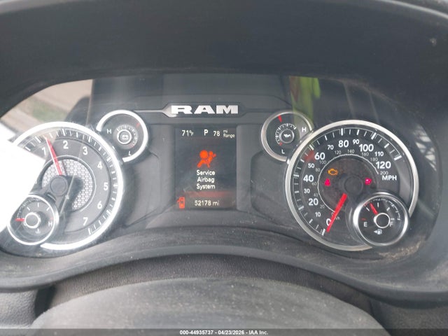 Ram 2500 Tradesman  4x2 8' Box