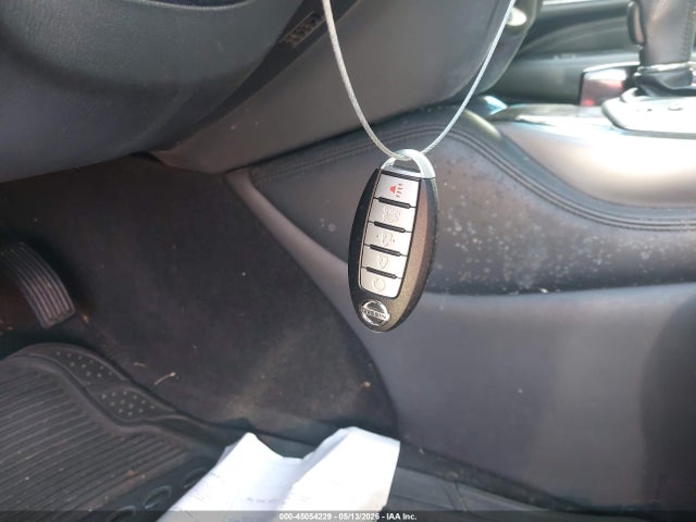 INFINITI JX35