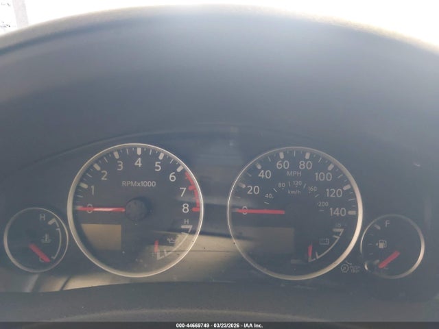 Nissan Pathfinder S