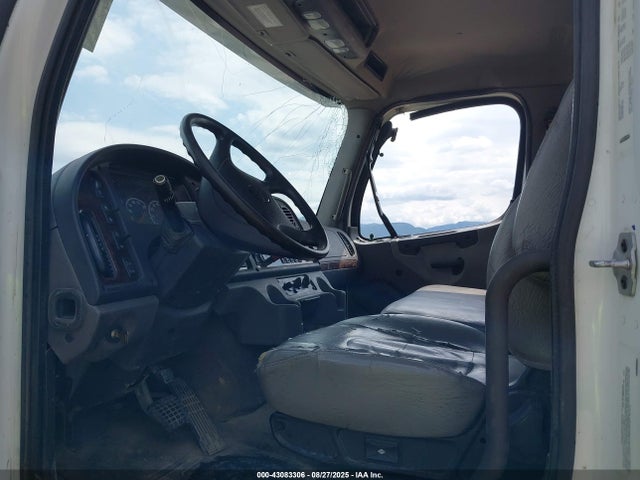 Freightliner 114sd