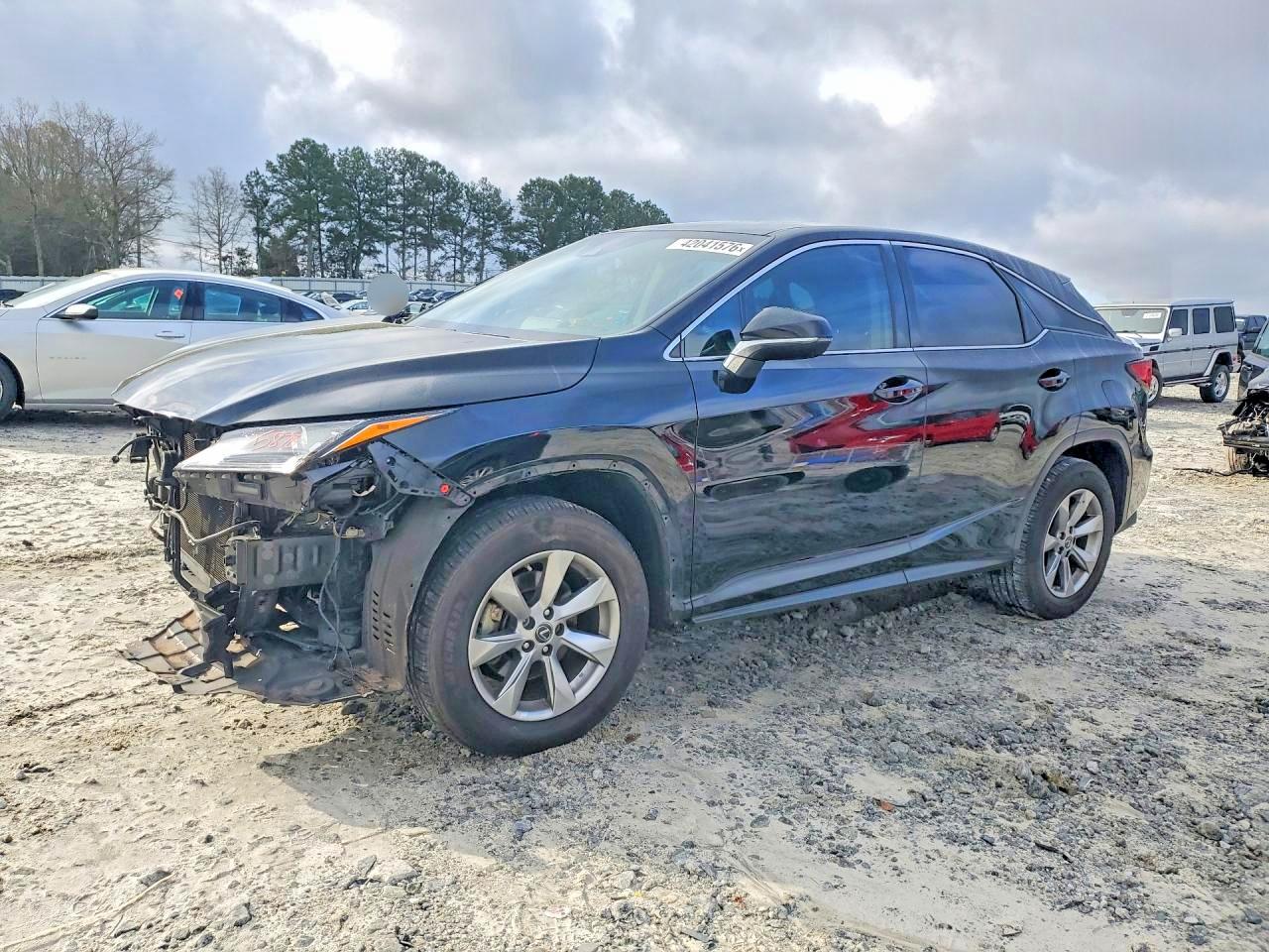 Salvage Lexus RX Image