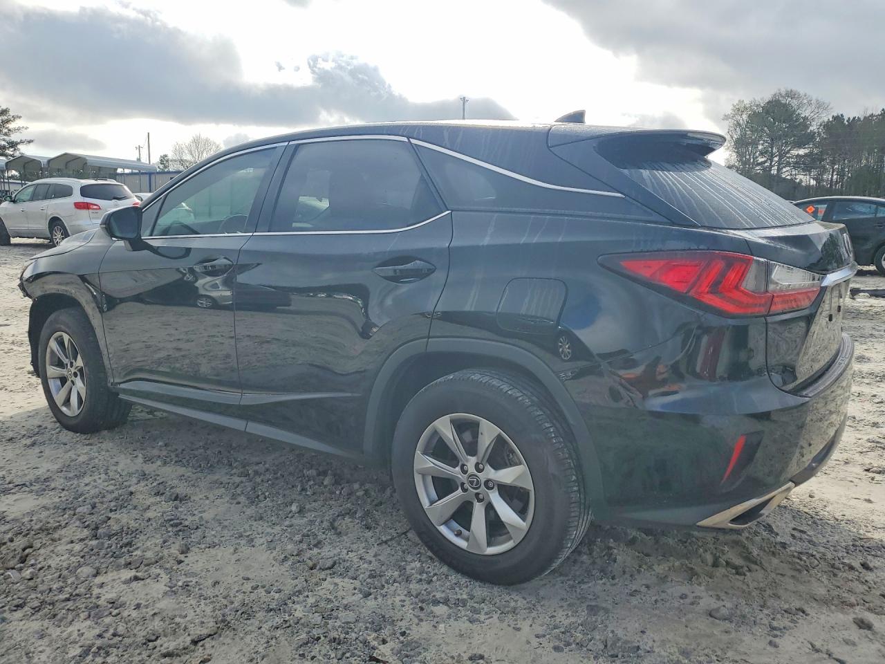 Lexus RX Base