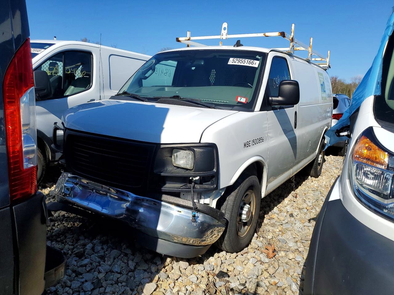 Salvage GMC Savana Image