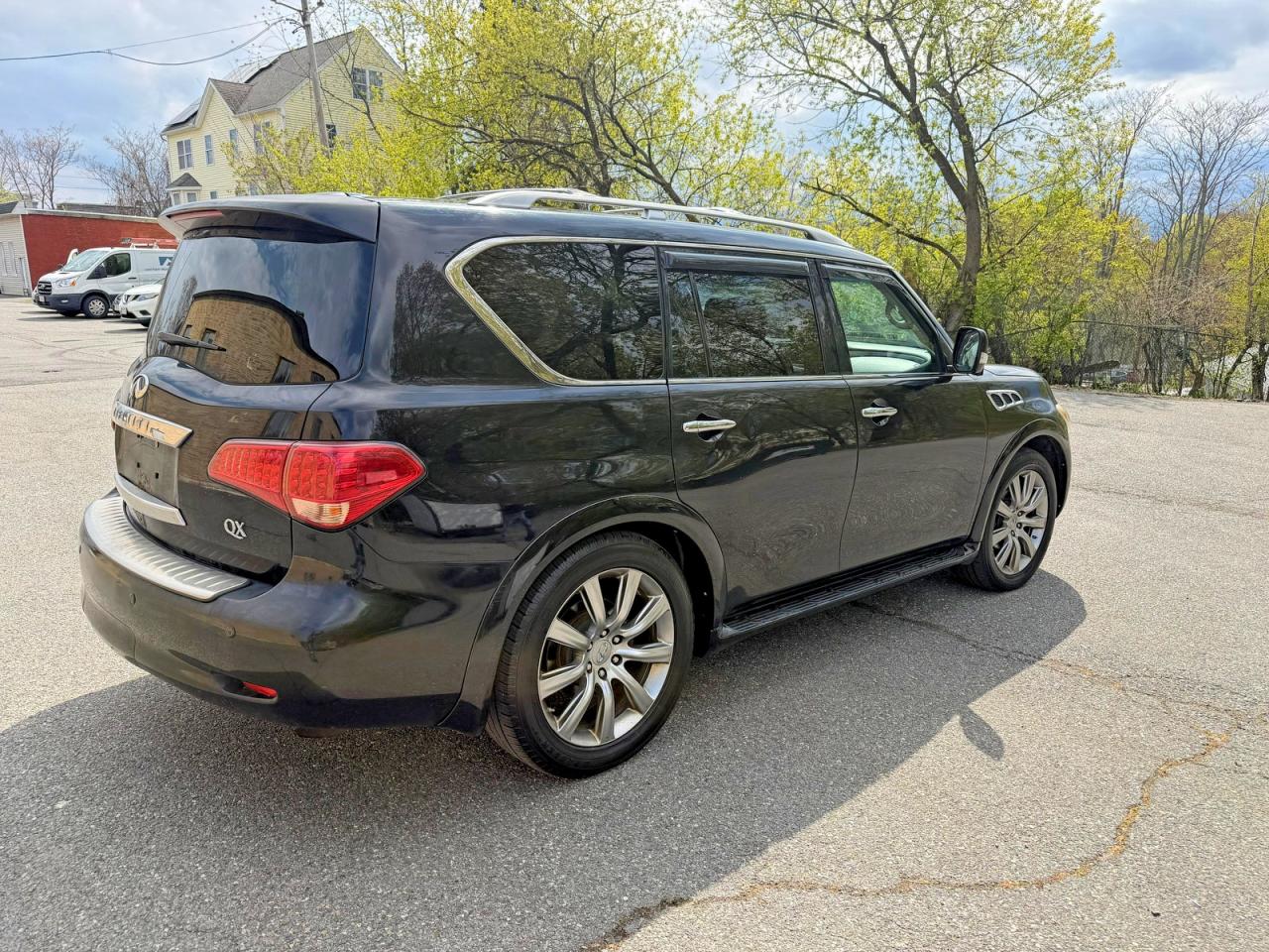 INFINITI Qx Base