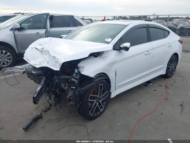 Hyundai ELANTRA Sport