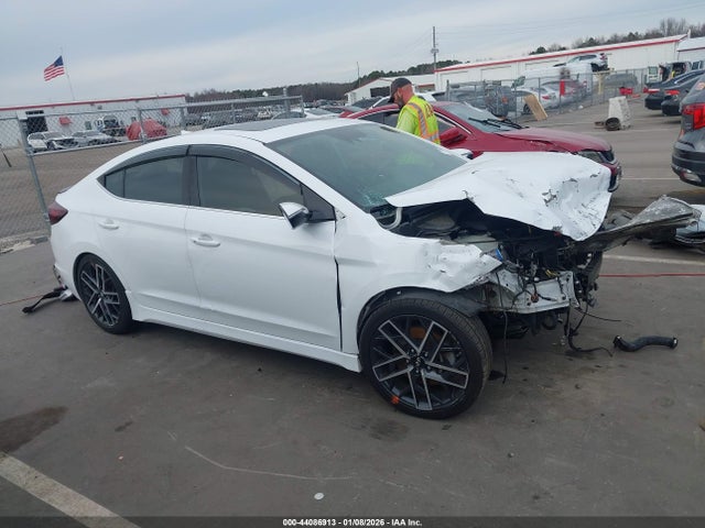 Hyundai ELANTRA Sport