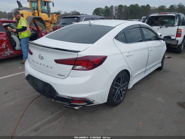 Hyundai ELANTRA Sport